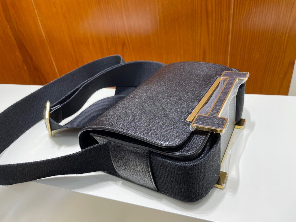 Hermès Geta Black Chevre Palladium Hardware