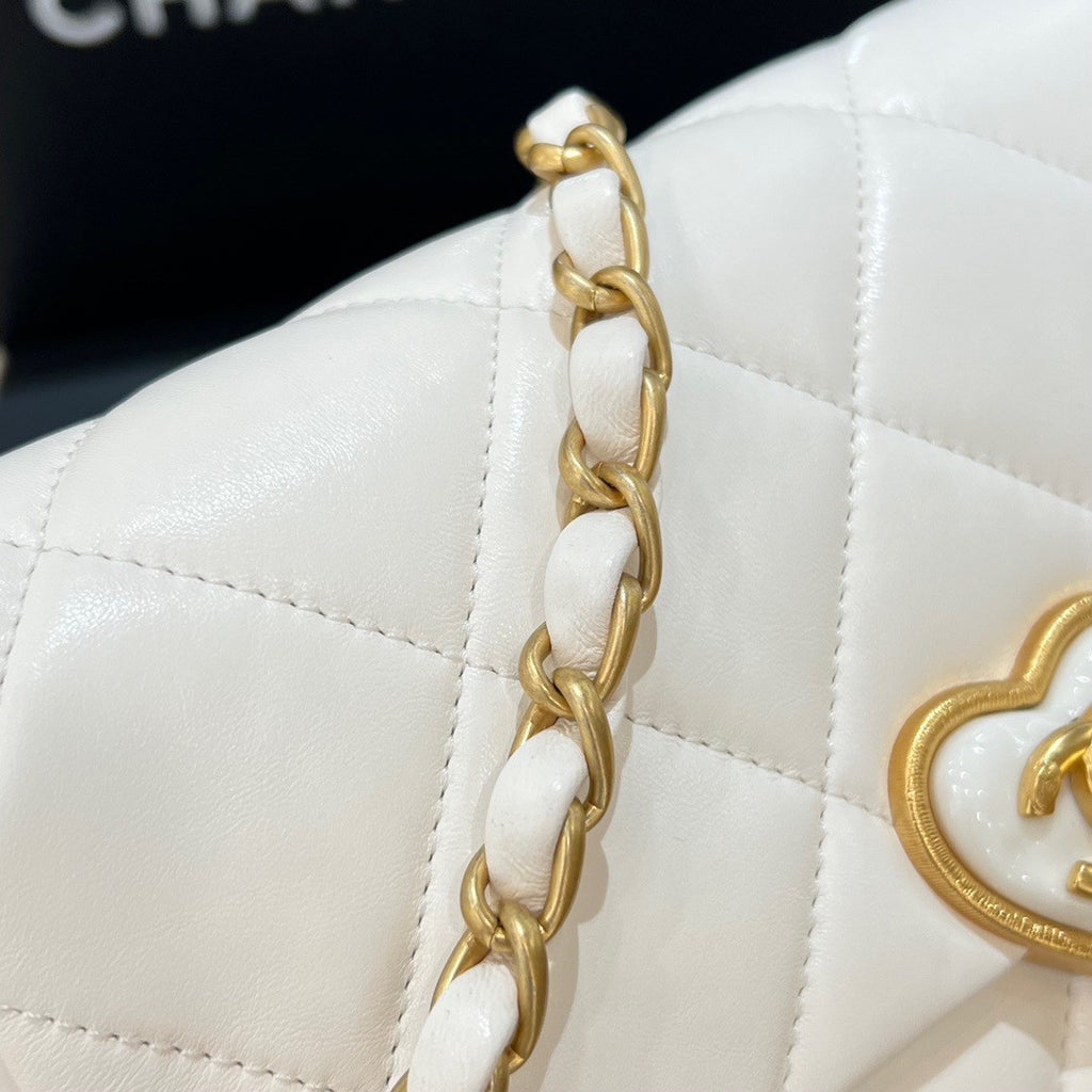 CHANEL MINI FLAP BAG FW2023 WHITE