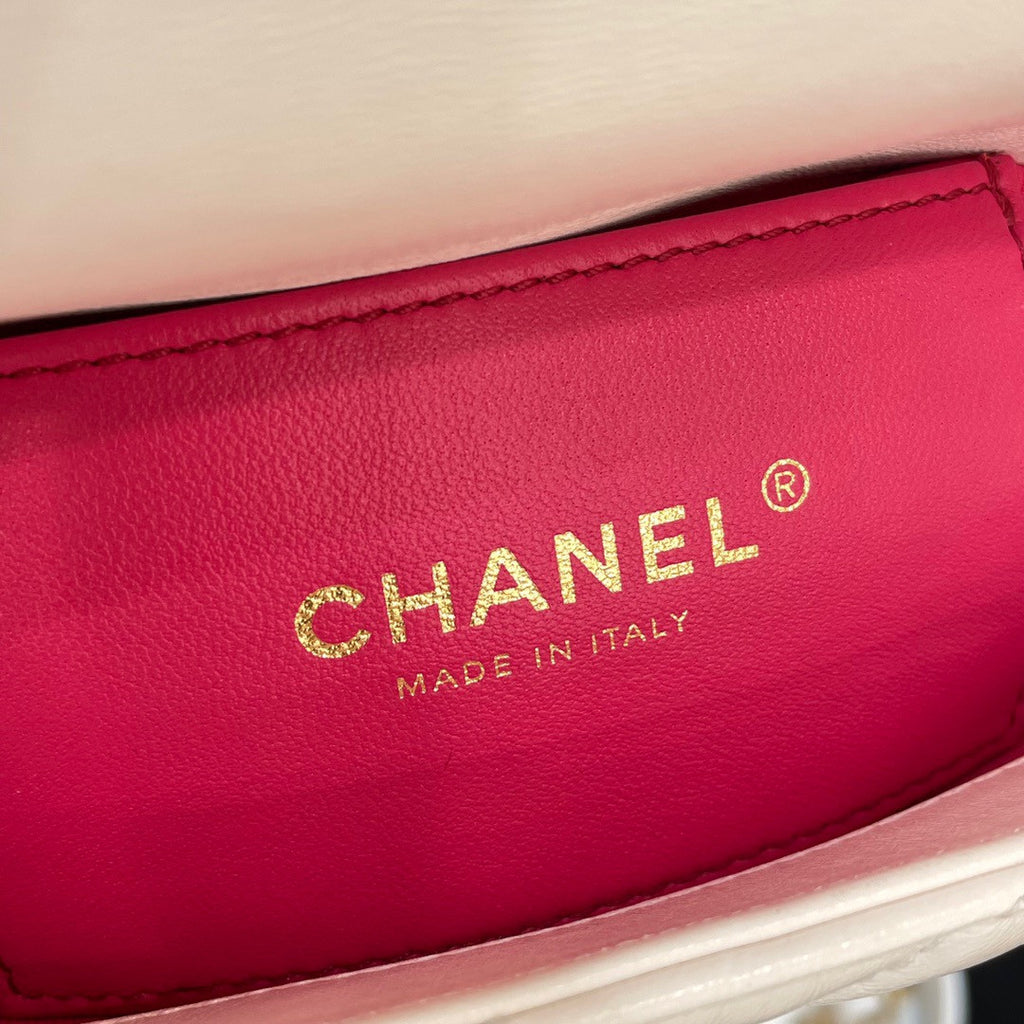 CHANEL MINI FLAP BAG FW2023 WHITE