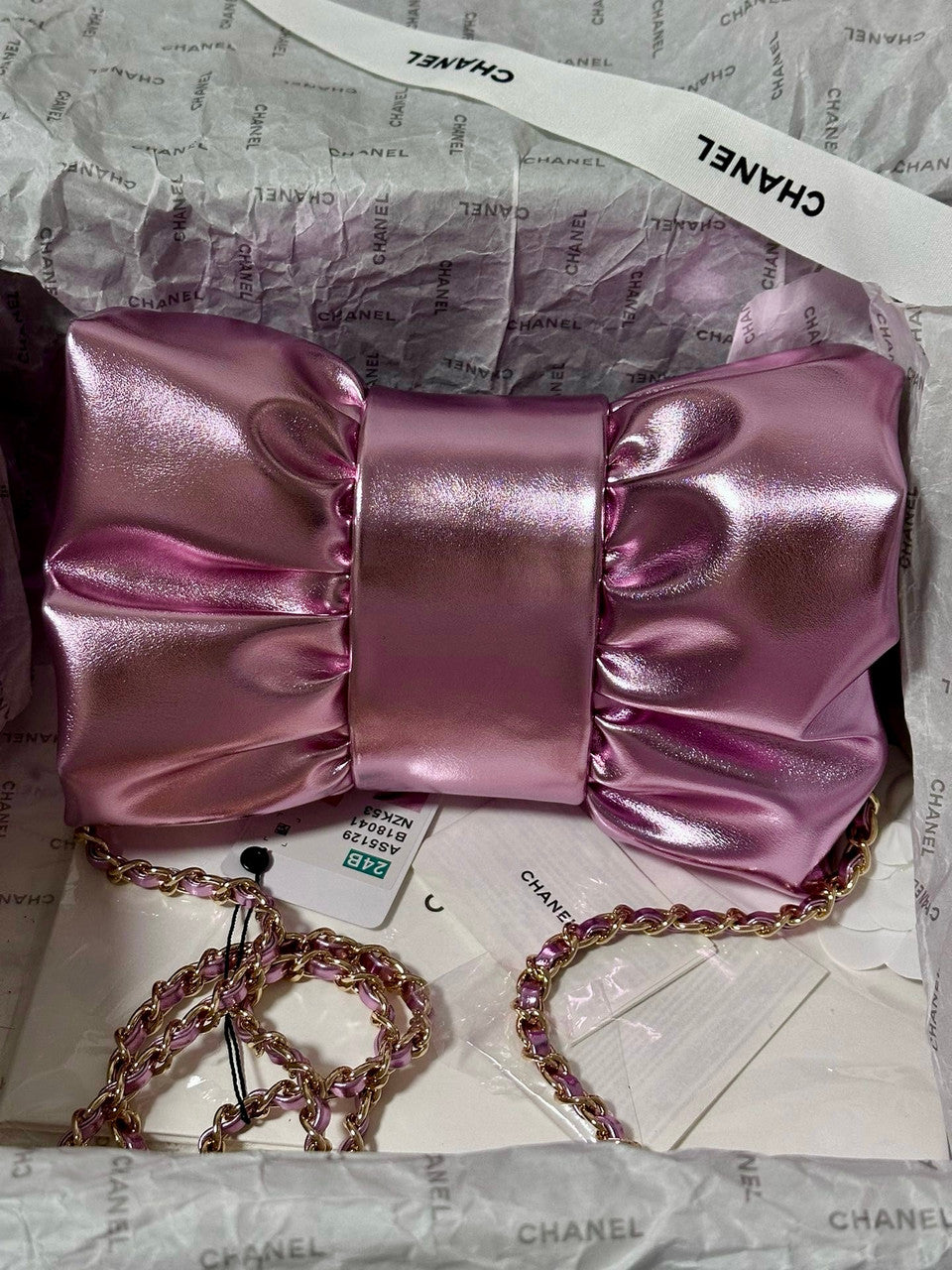 CHANEL BOW TIE CLUTCH PINK