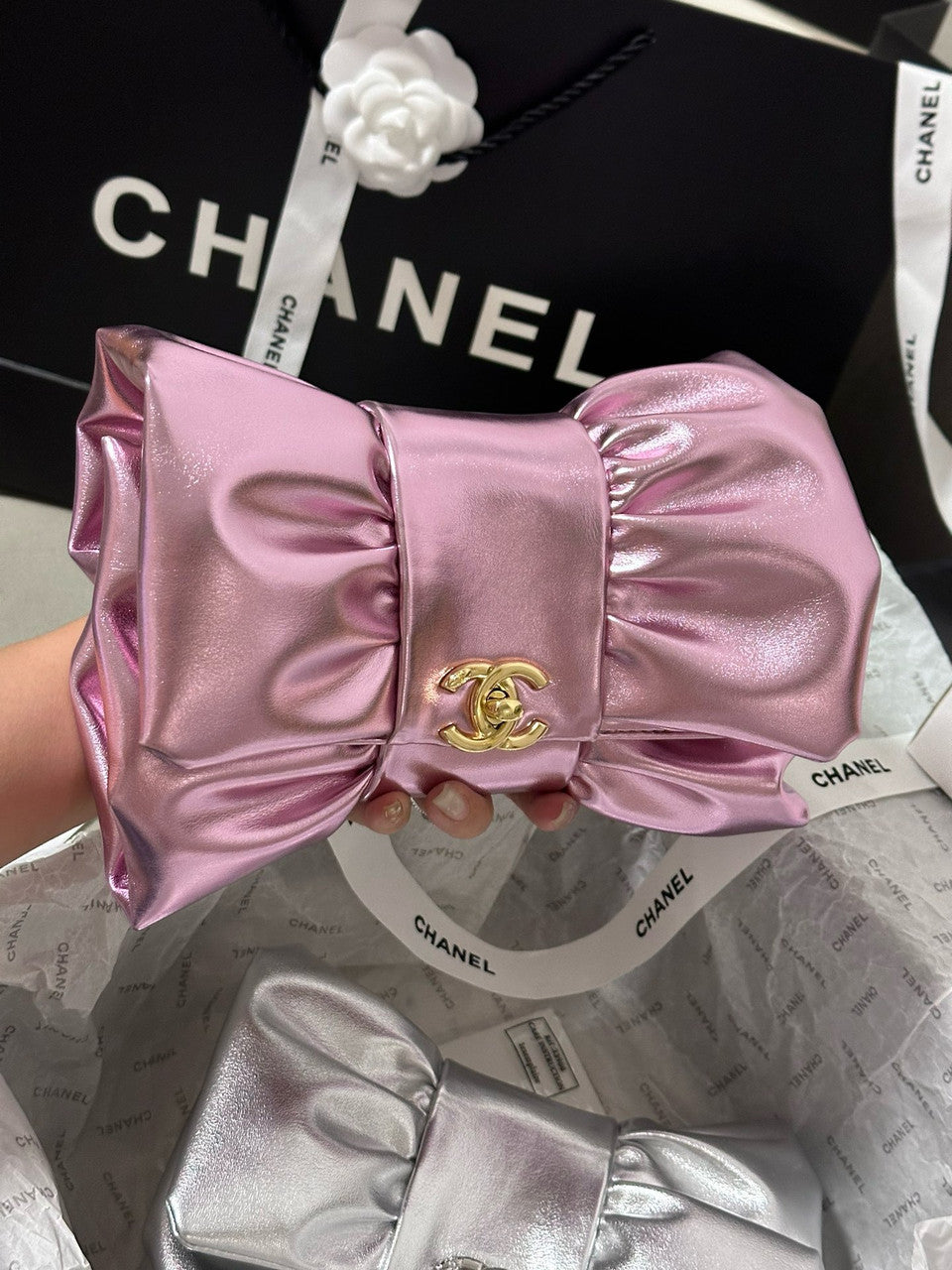 CHANEL BOW TIE CLUTCH PINK