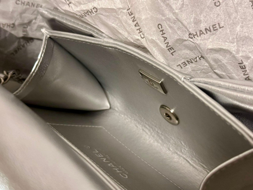 CHANEL BOW TIE CLUTCH SILVER
