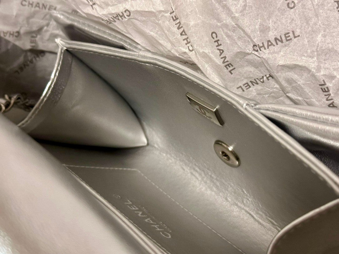CHANEL BOW TIE CLUTCH SILVER