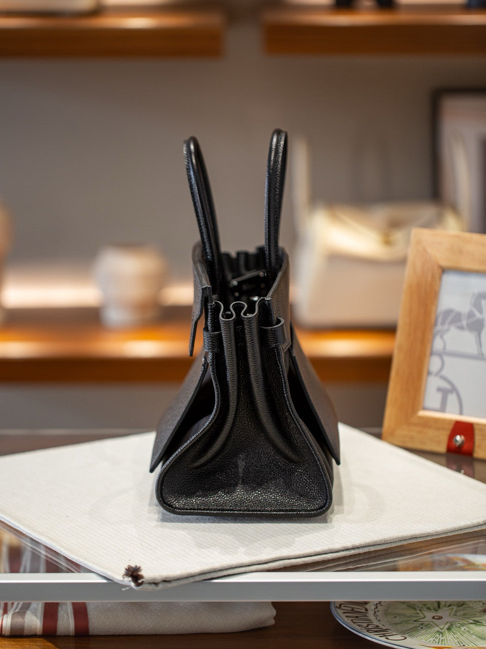 Hermes Birkin à l’envers 35 Barenia Faubourg All Black 2025
