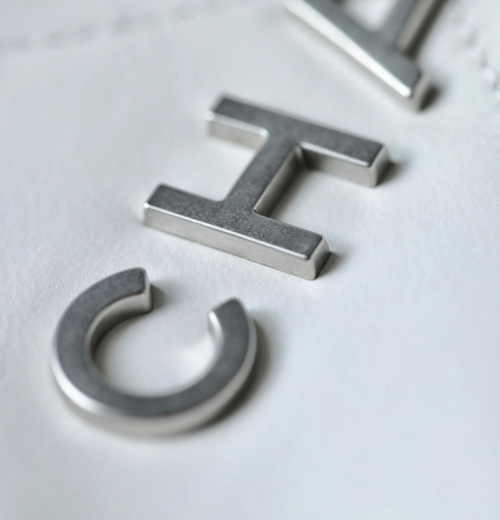 CHANEL 22 SMALL HANDBAG WHITE SILVER LOGO