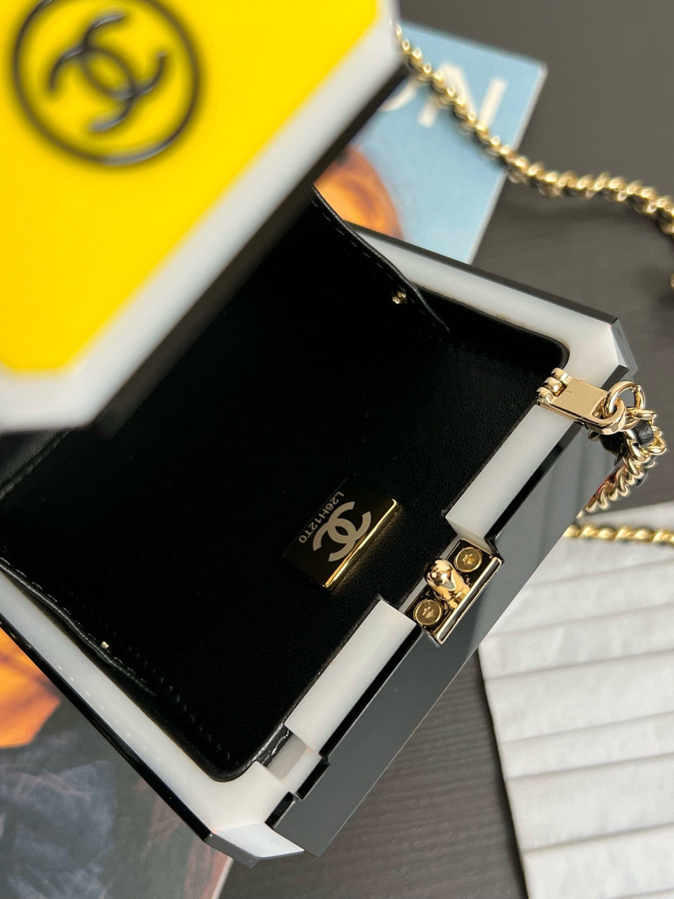 Chanel CRUISE 2024/25  Perfume  EVENING BAG Chanel