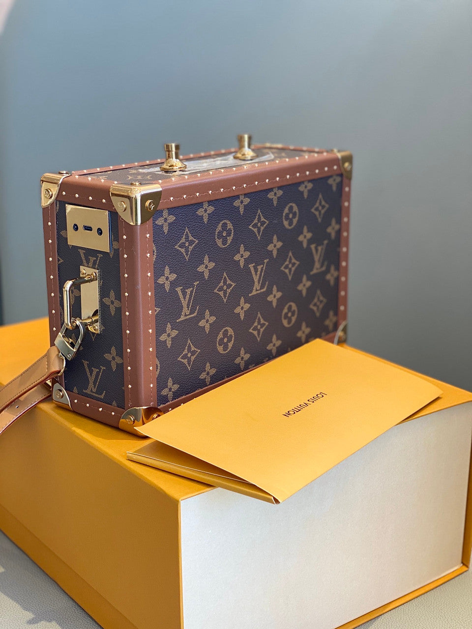 Louis Vuitton Portable Clutch Speakers