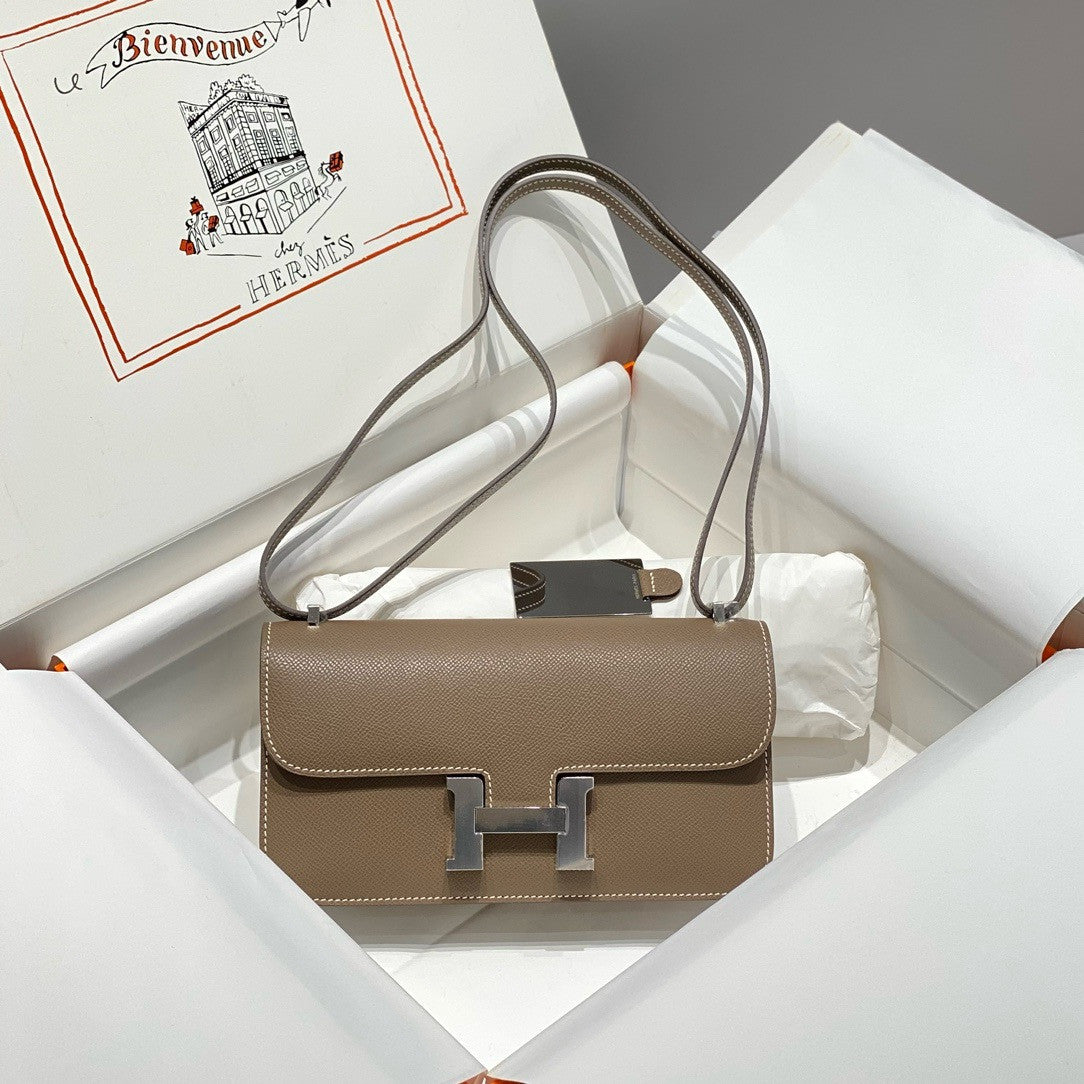 Hermès Constance Elan handbag in Etoupe Epsom with Palladium Hardware