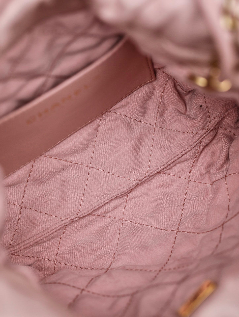 CHANEL 22 MINI HANDBAG GOLD LOGO SS2023 PINK