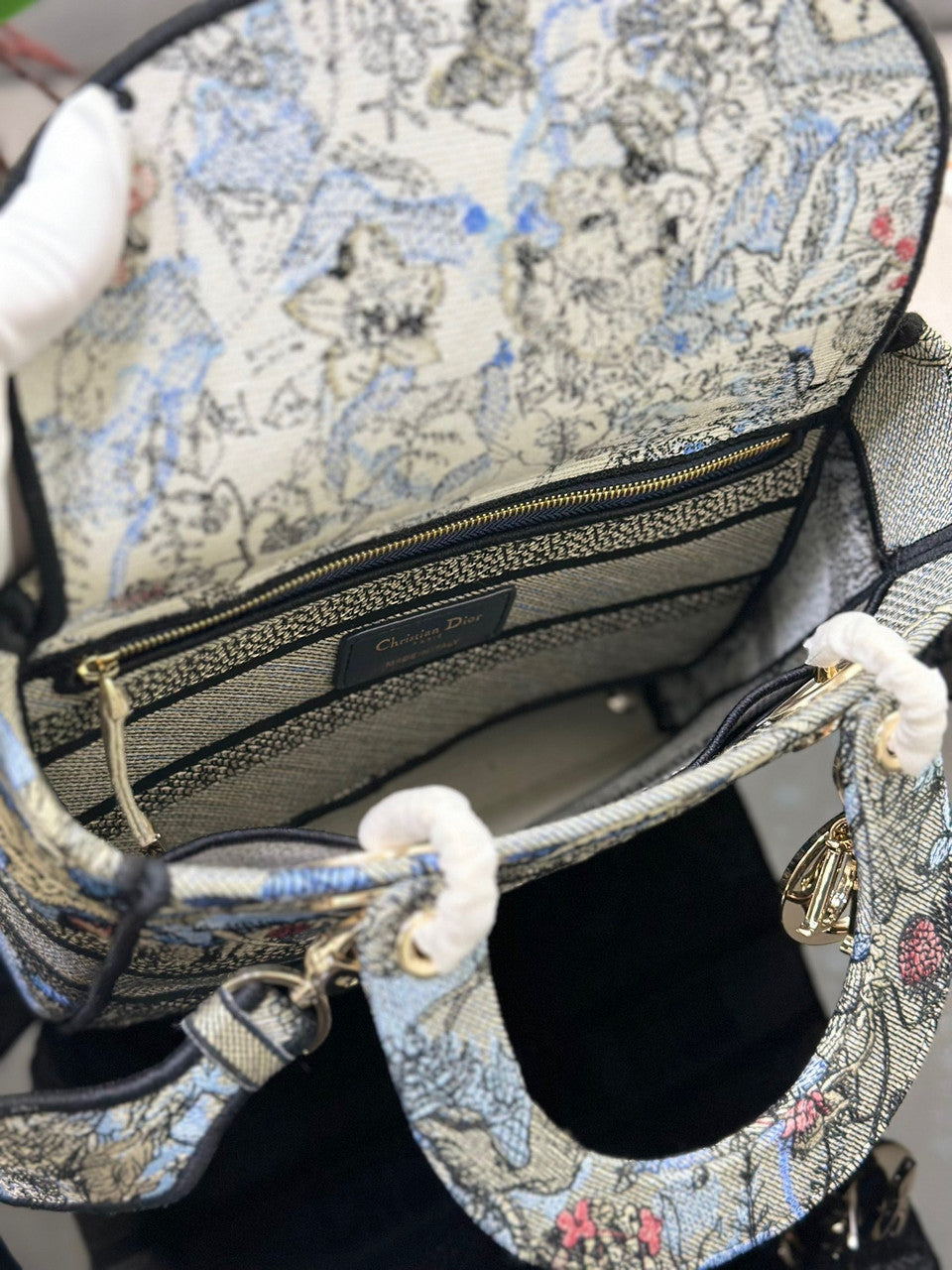 Christian Dior MEDIUM DENIM LADY D-LITE BAG SS2023 Denim Multicolor Dior Jardin Magique Embroidery