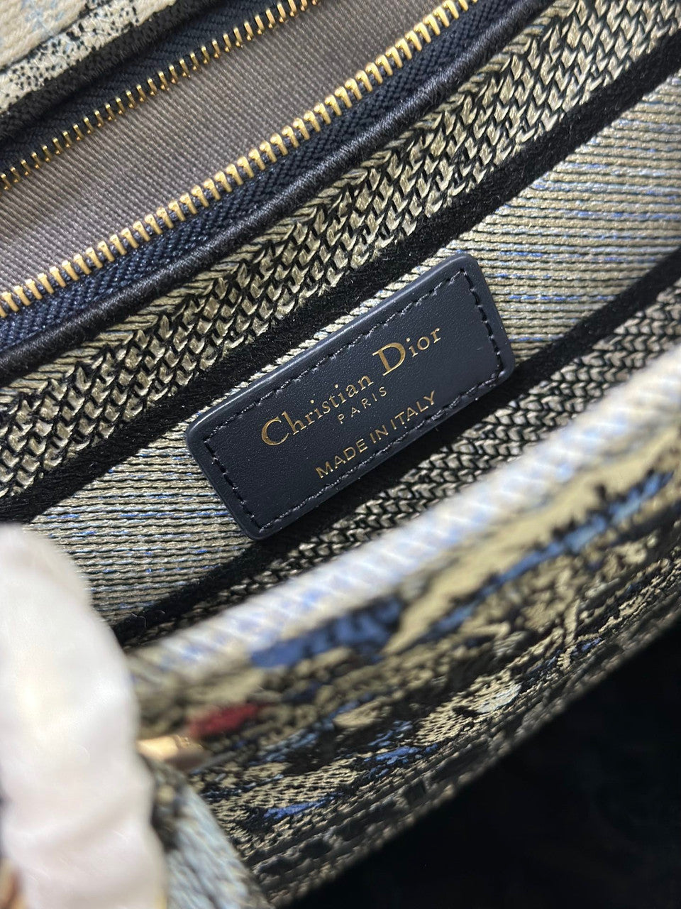 Christian Dior MEDIUM DENIM LADY D-LITE BAG SS2023 Denim Multicolor Dior Jardin Magique Embroidery
