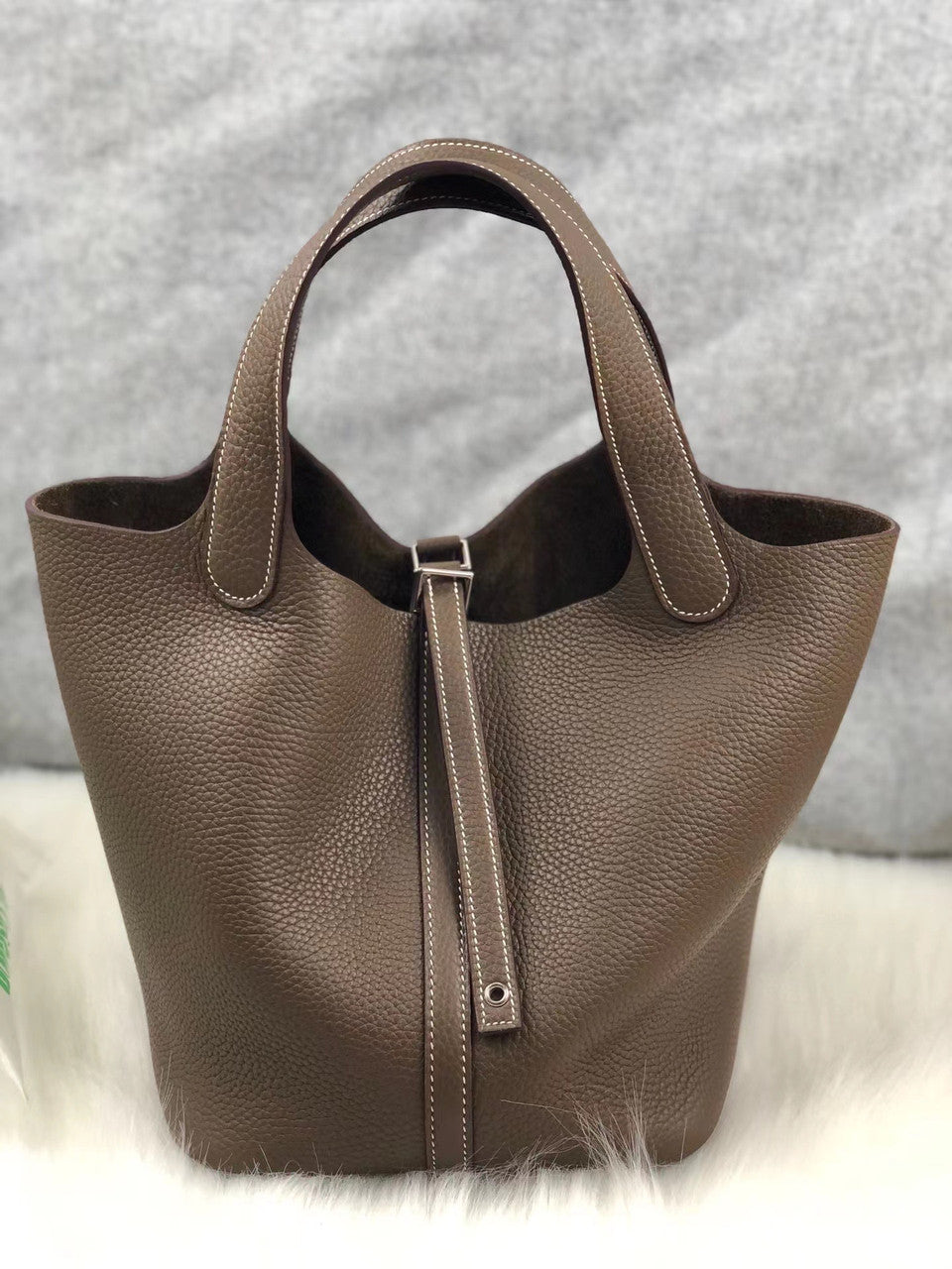 Hermes Etoupe Picotin Lock MM Togo Leather Bag