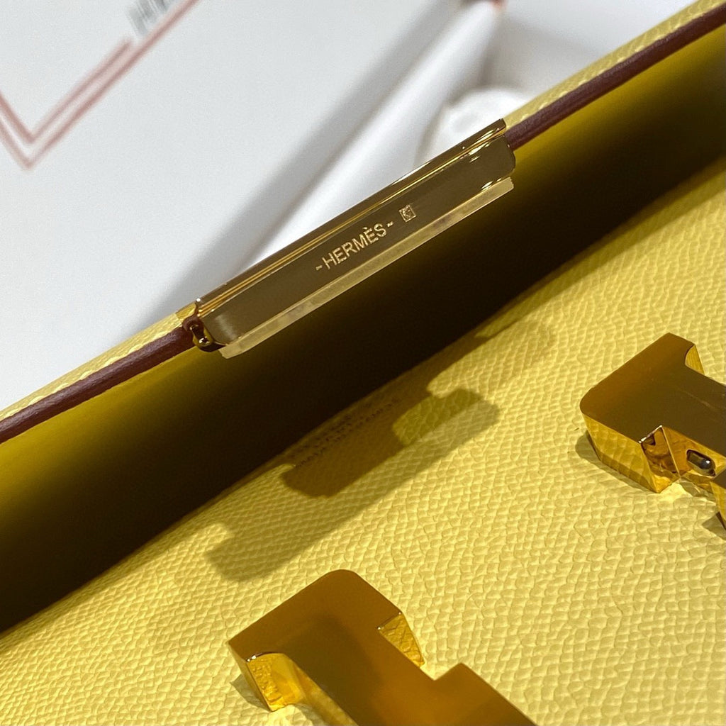 Hermès Constance Elan handbag in Jaune Poussin Epsom with Gold Hardware