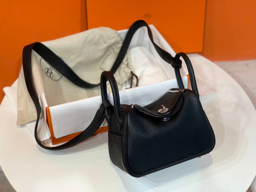 Hermes Mini Lindy 20cm Bag Black  Togo Leather Palladium Hardware