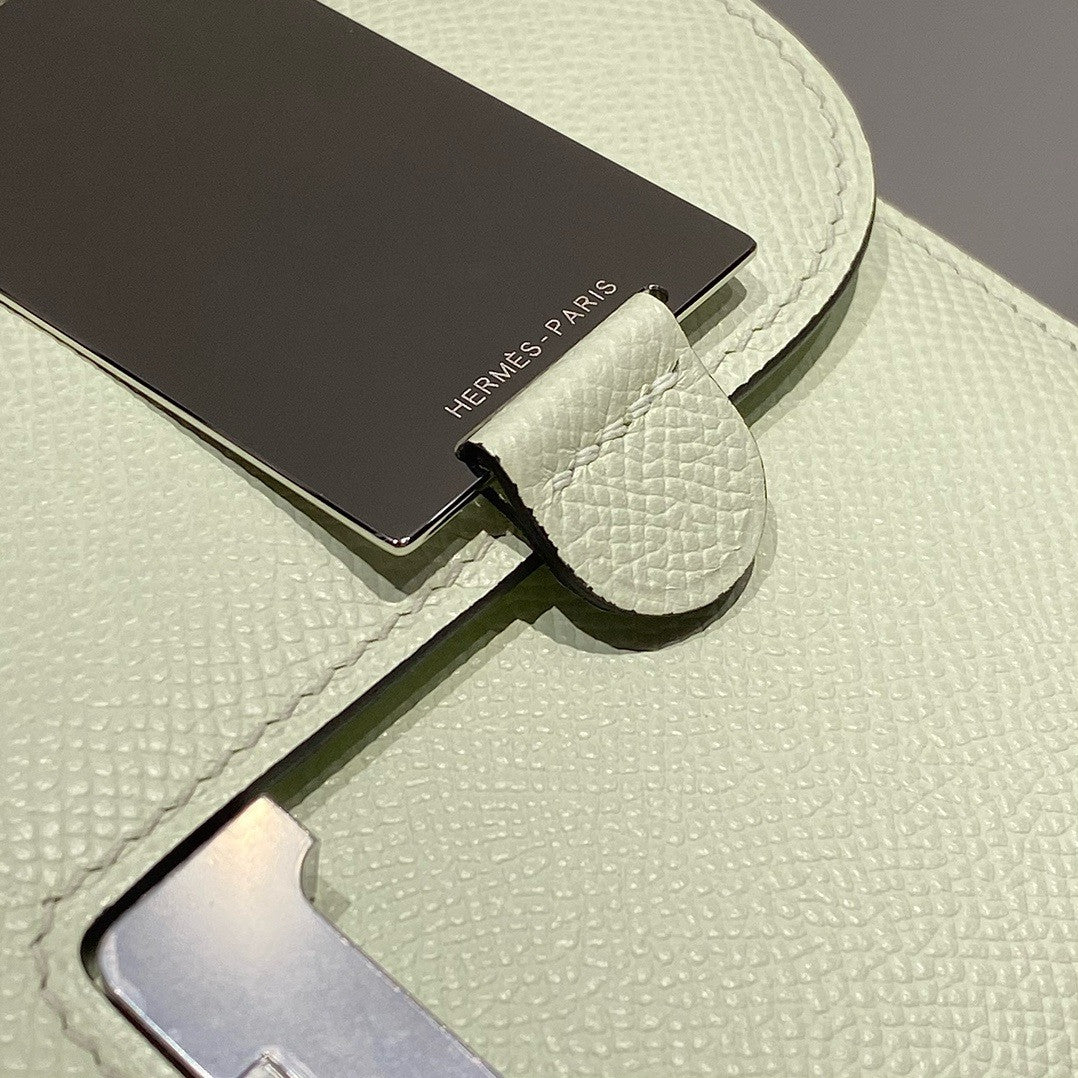 Hermès Constance Elan handbag in Vert Fizz Epsom with Palladium Hardware