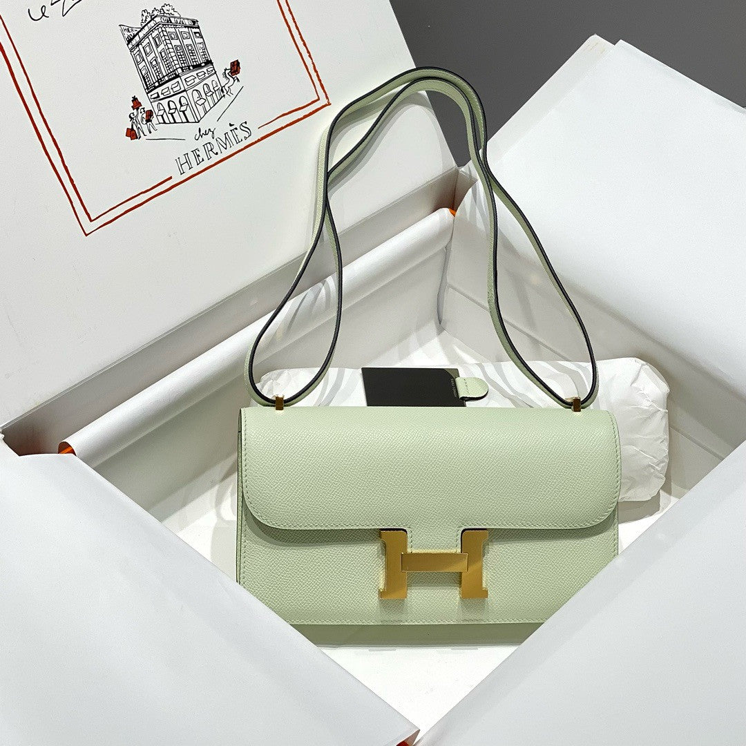 Hermès Constance Elan handbag in Vert Fizz Epsom with Gold Hardware