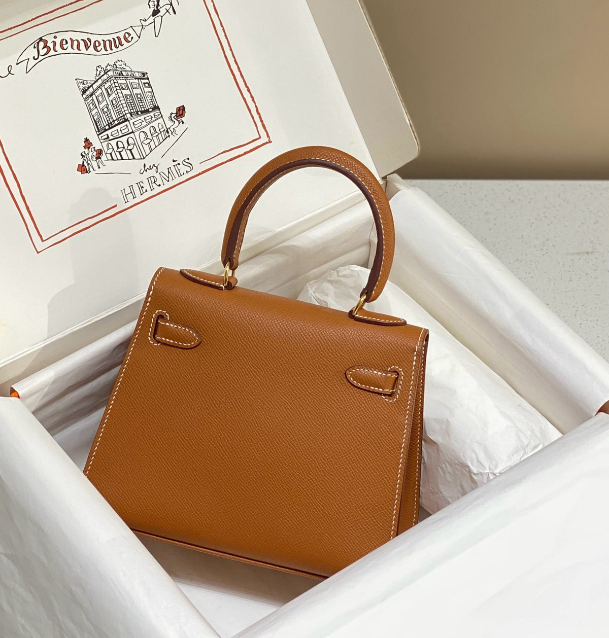 Hermès Vintage Kelly Sellier 20 bag Gold