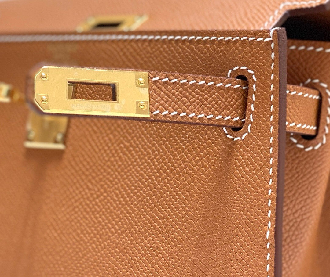 Hermès Vintage Kelly Sellier 20 bag Gold