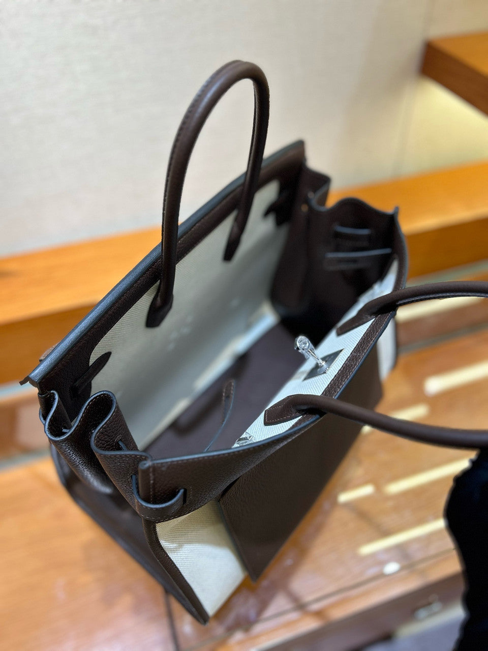 Hermes Birkin à l’envers 35 Barenia Faubourg Brown 2025