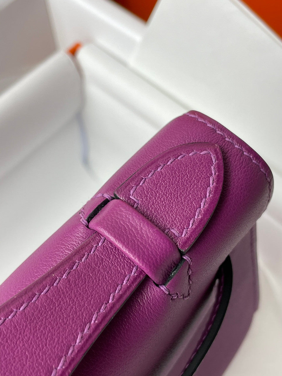 Hermès P9 Anemone Mini Kelly Pochette Swift Gold Hardware