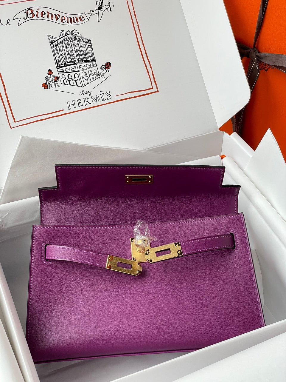 Hermès P9 Anemone Mini Kelly Pochette Swift Gold Hardware