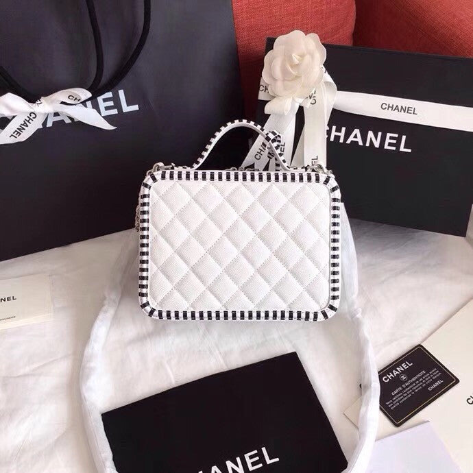 Chanel Vanity Case A93343
