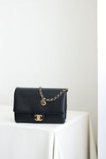 CHANEL FALL-WINTER 2024/25 MEDIUM FLAP BAG