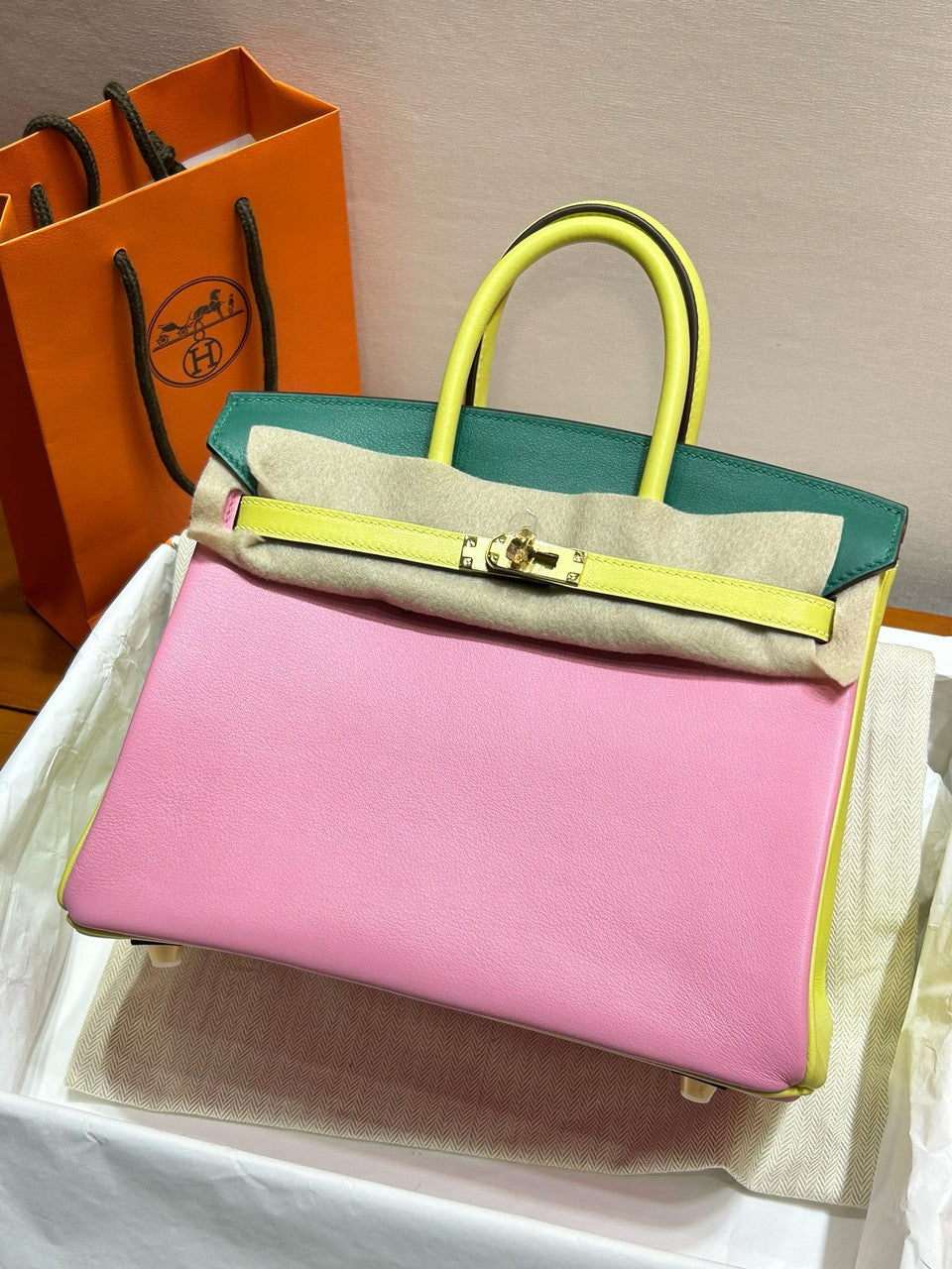 Hermes Special Order Tri Colour Rose Sakura/Jaune Poussin/Vert Vertigo  Birkin 25 in Swift with Gold hardware