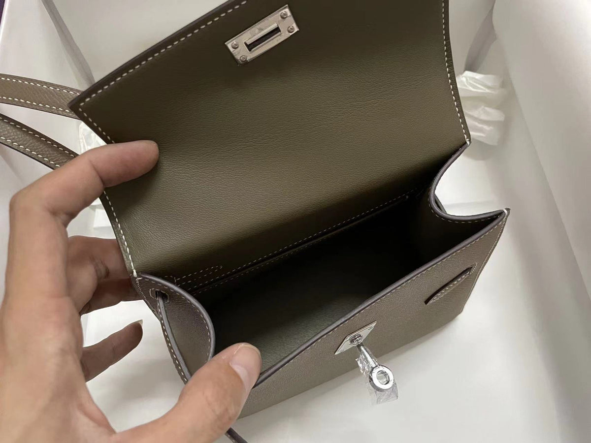 Hermes Kelly Sellier 20 en Desordre Etoupe with Palladium Hardware