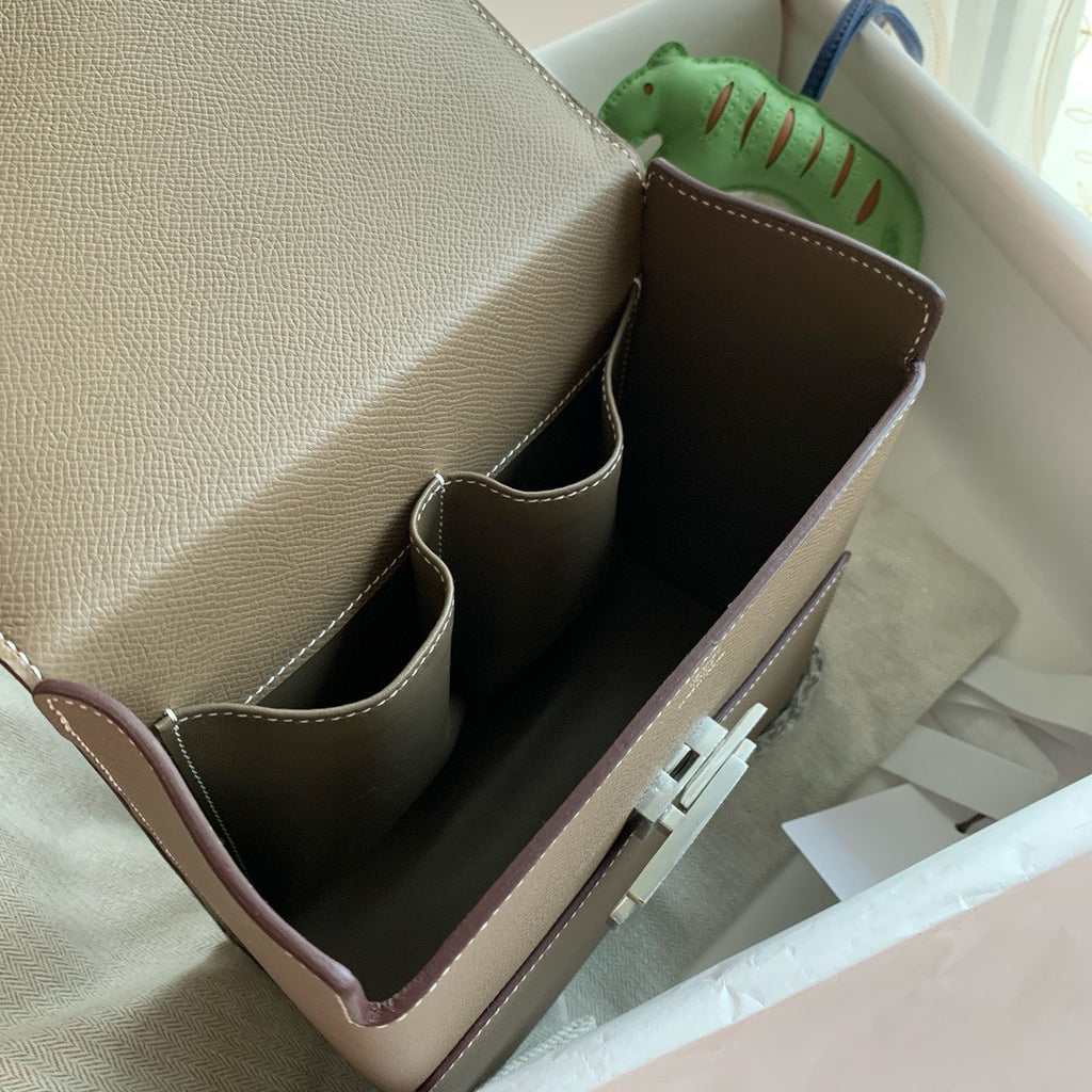Hermes Cinhetic bag Etoupe