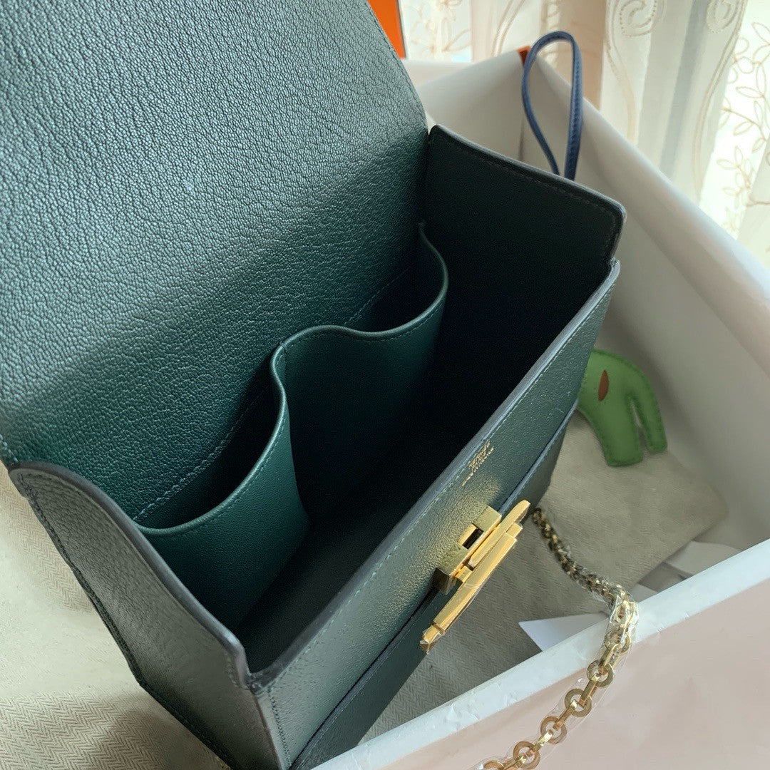 Hermes Cinhetic bag VERT CYPRES Hermes