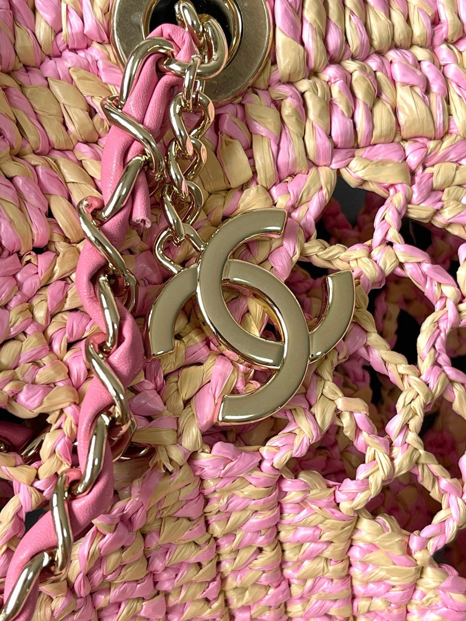 Chanel Small Raffia SHOPPING BAG PINK