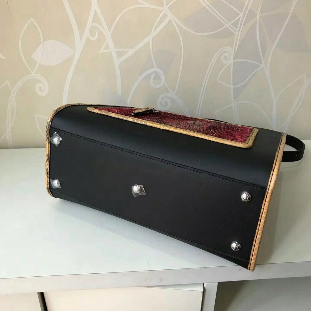 Fendi RUNAWAY REGULAR Exotic black leather bag