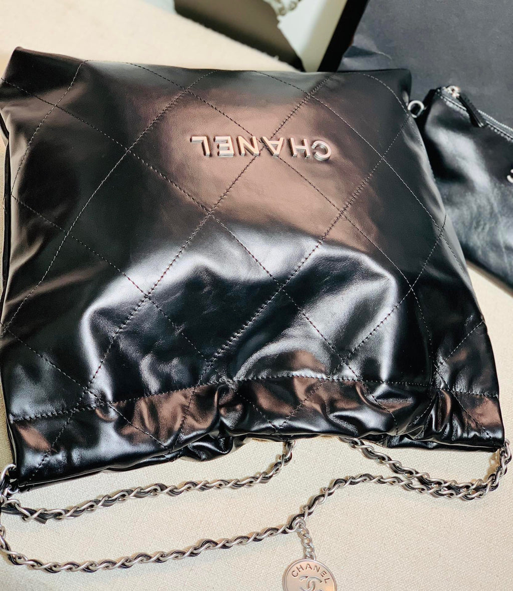 CHANEL 22 SMALL HANDBAG SILVER LOGO BLACK CALF
