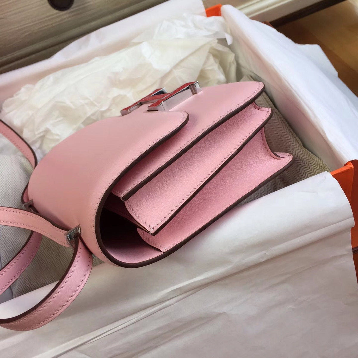 Hermes 1Q Rose Confetti Pink Constance 18 mini Bougainvillea Lizard bag Hermes