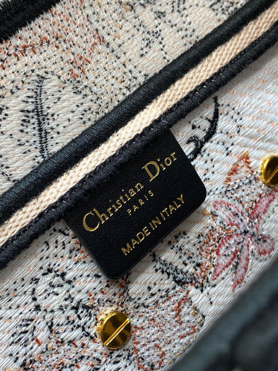 Christian Dior SADDLE BAG Pink Denim Multicolor Dior Jardin Magique Embroidery