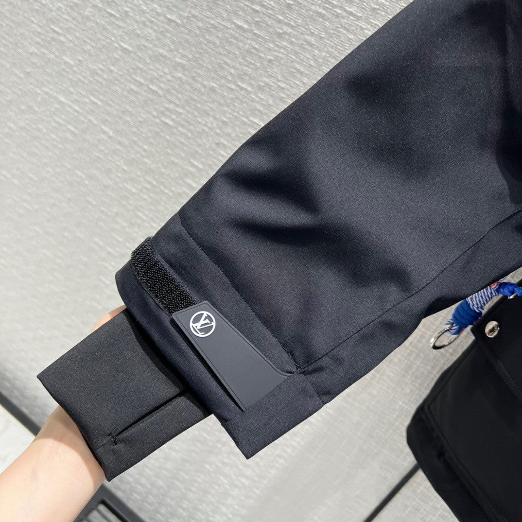 Louis Vuitton 1A9KZ9 ELECTRIC ACCENT SKI JACKET BLACK