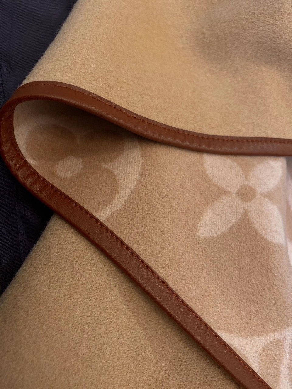 Louis Vuitton GIANT MONOGRAM JACQUARD WRAP COAT IN CAMEL