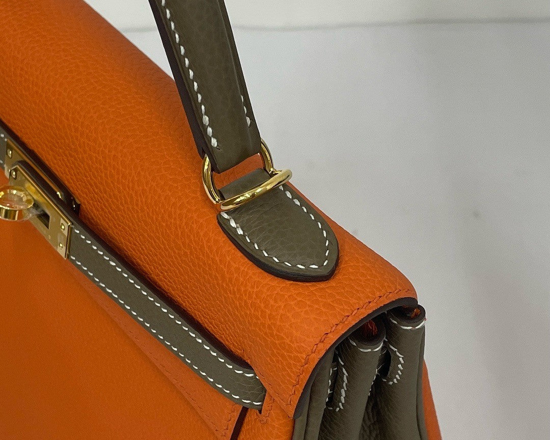 Hermès Special Order Orange/ Etoupe Kelly 25 Togo Leather Gold Hardware
