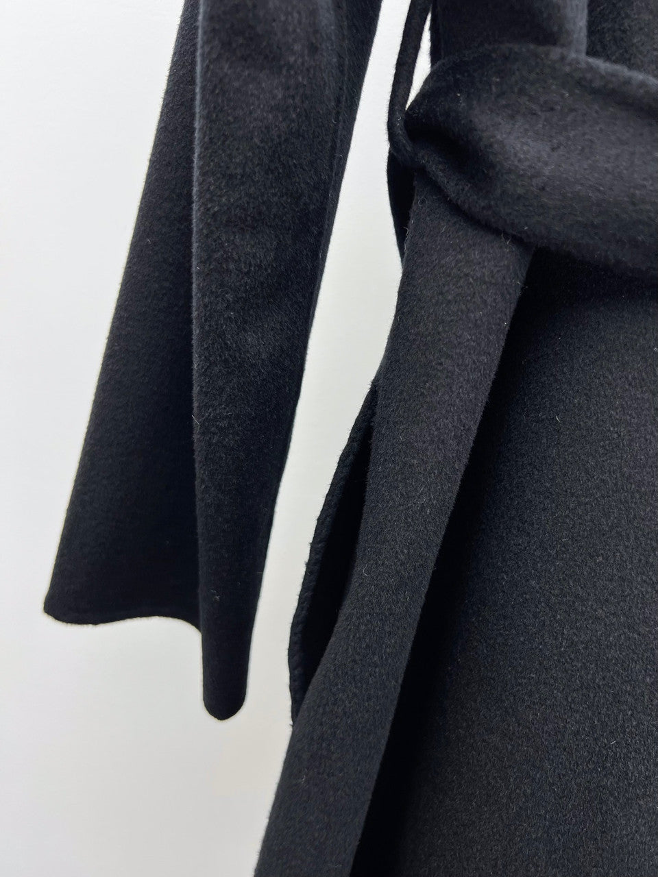 Hermès black cashmere Wrap coats 2023