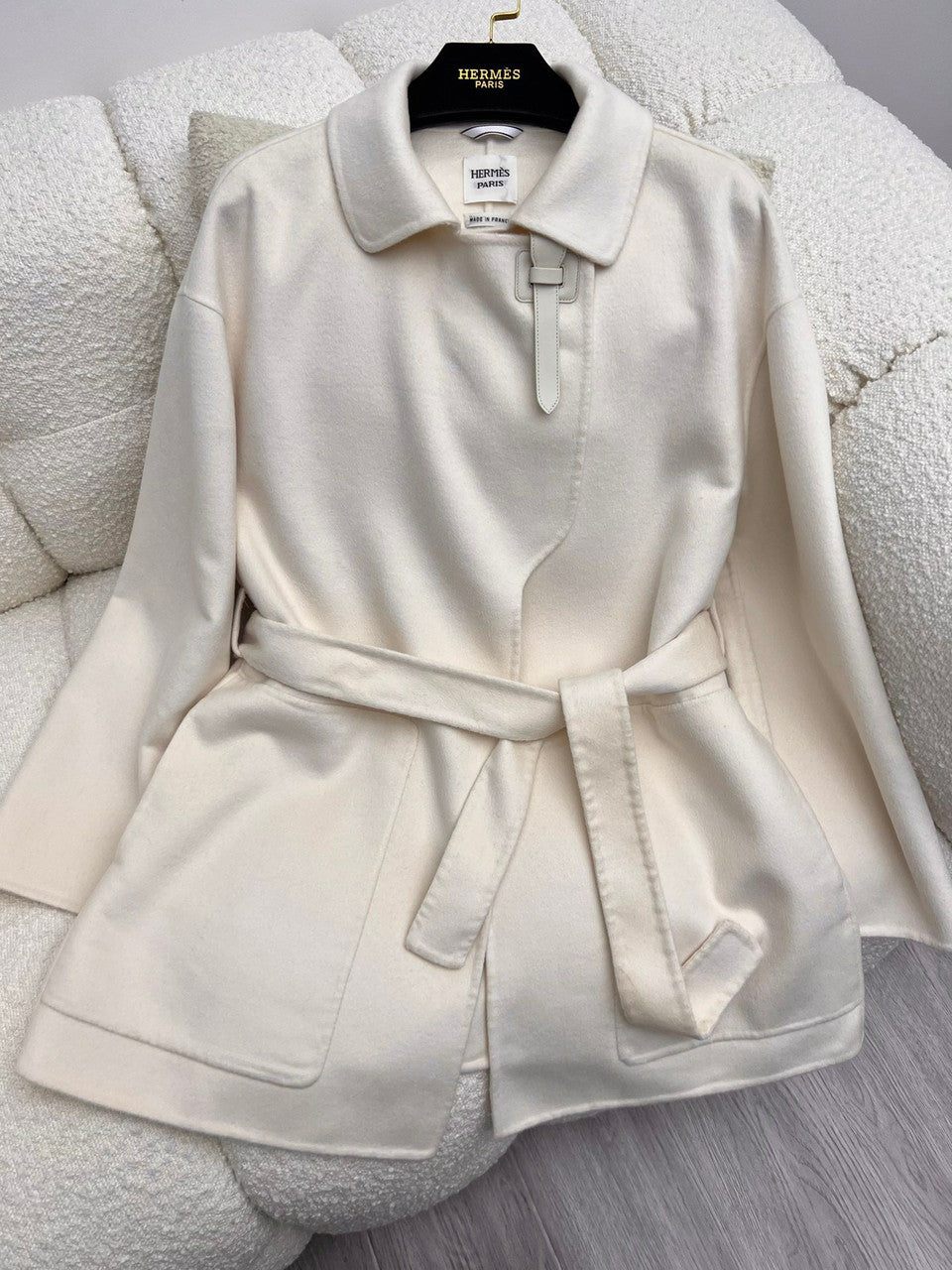 Hermès white cashmere Wrap coats 2023