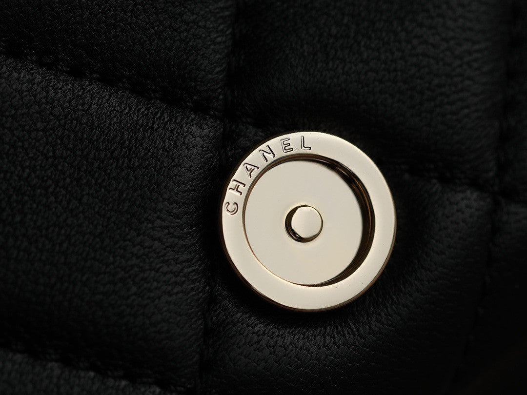 CHANEL 22C Black Crinkled Calfskin Duma Backpack