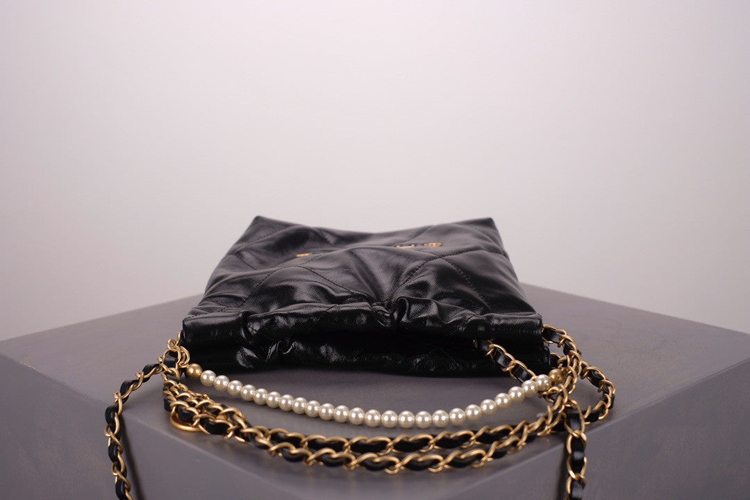 CHANEL 22 MINI HANDBAG GOLD LOGO BLACK SS2023 BLACK