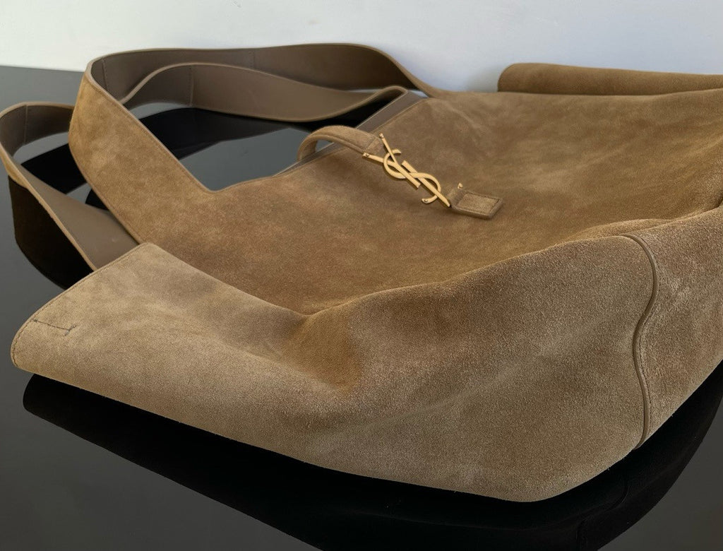 Saint Laurent LE 5 À 7 BEA IN SUEDE