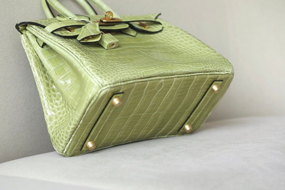 Hermès Birkin 25 Vert Anis Shiny  Crocodile Niloticus Gold Hardware