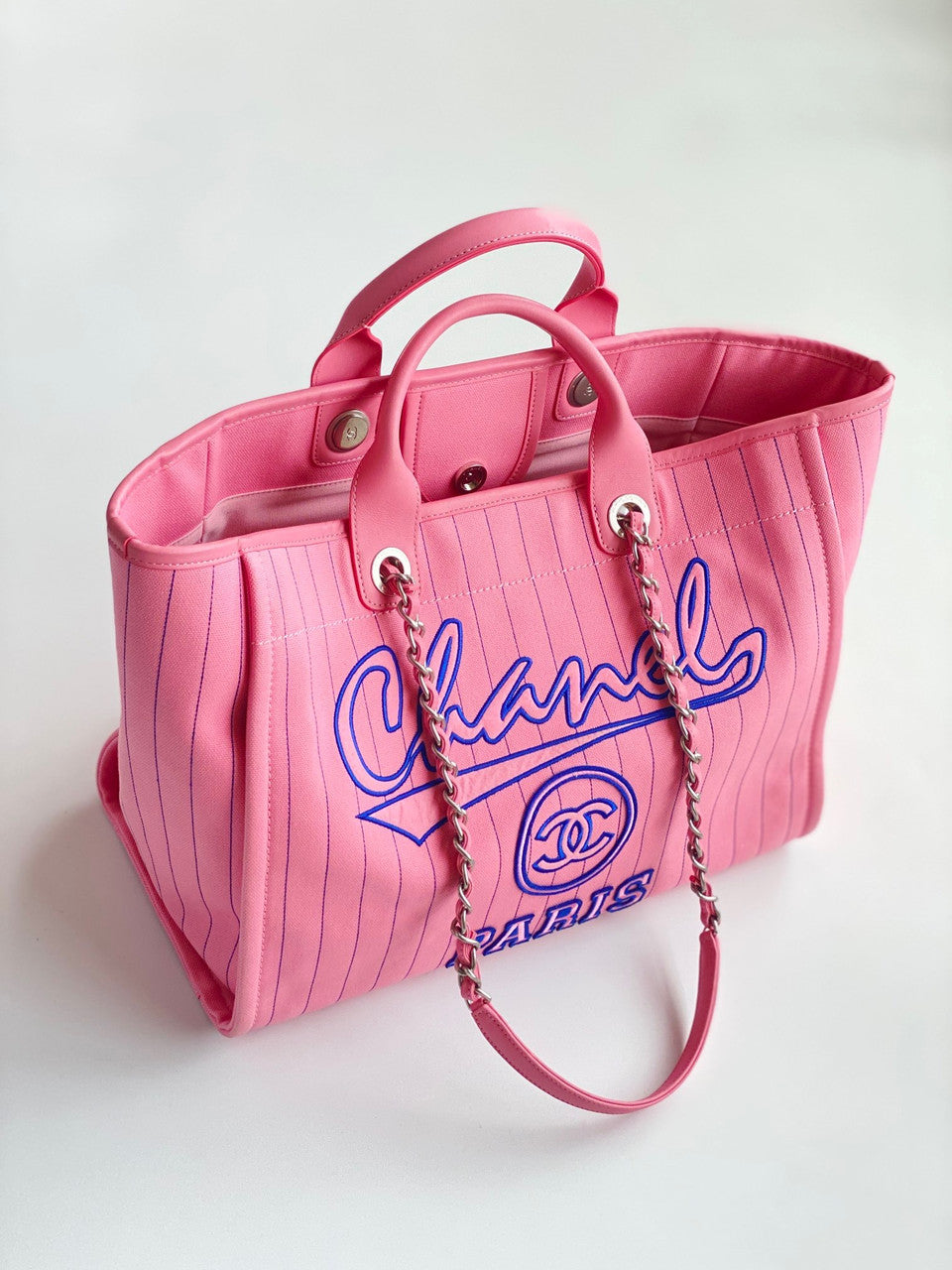 Chanel LARGE TOTE SS2023 PINK