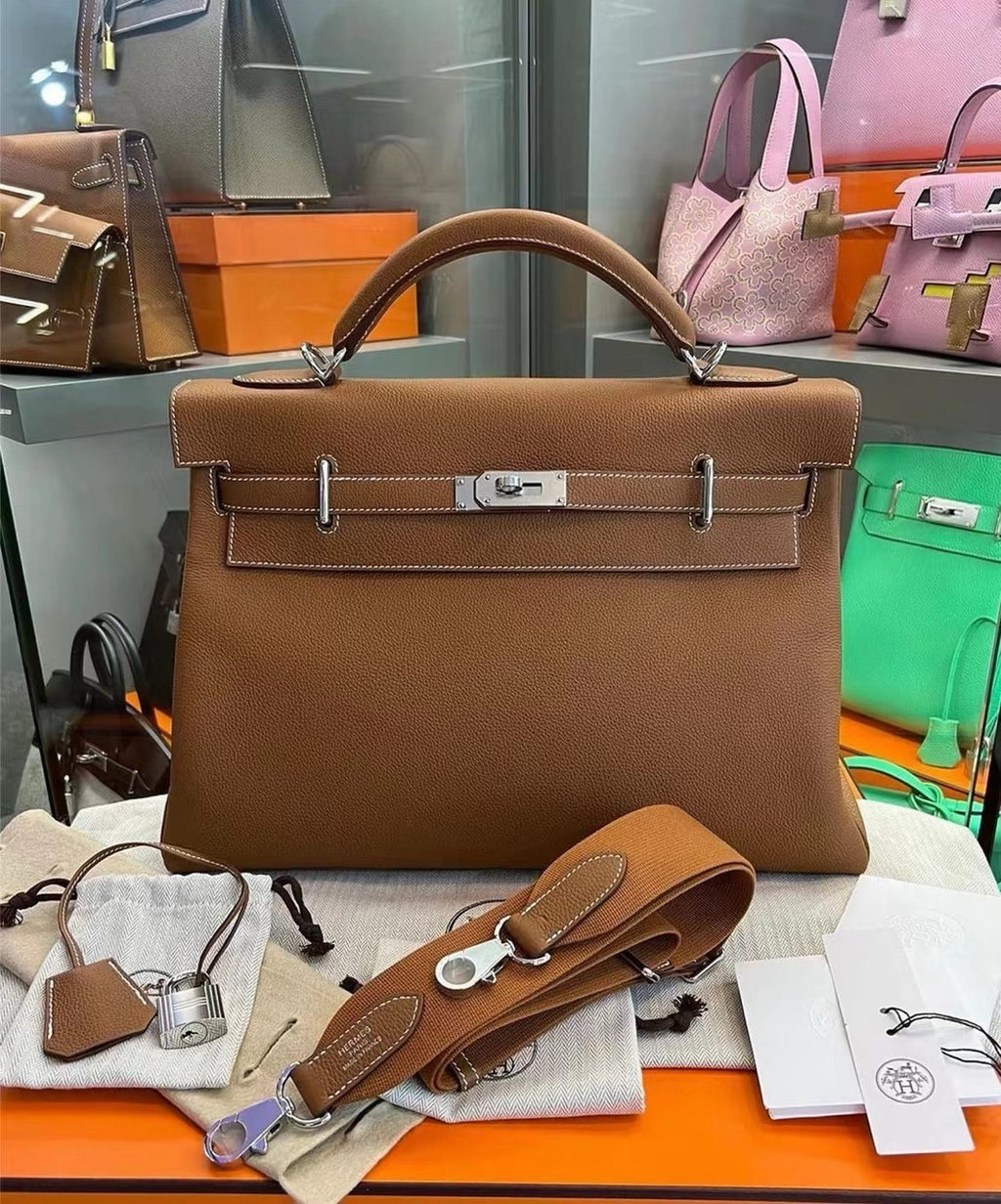 Hermès Maxi Kelly 42 Gold Togo Palladium Hardware