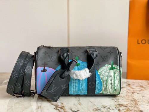 Louis Vuitton M46437 LV x YK Keepall 25