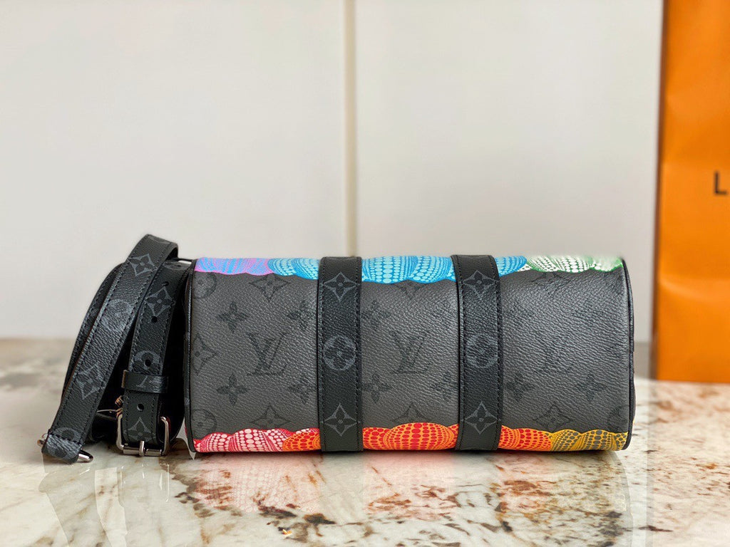 Louis Vuitton M46437 LV x YK Keepall 25
