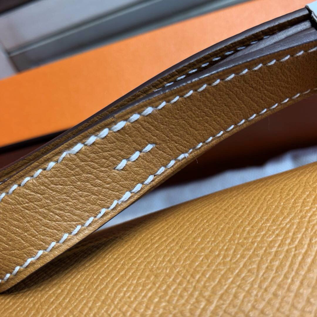 Hermes 1H Toffee Constance 24 Epsom bag with Gold Hardwares (2017 New Color)